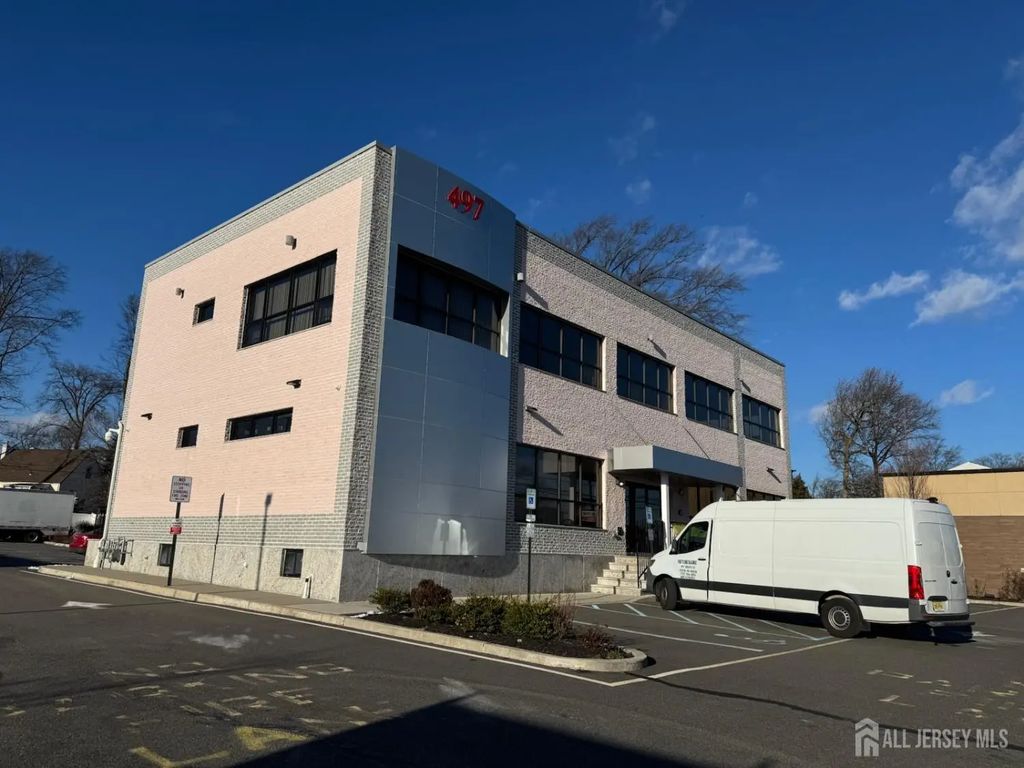 497 Lincoln Highway 2, Iselin