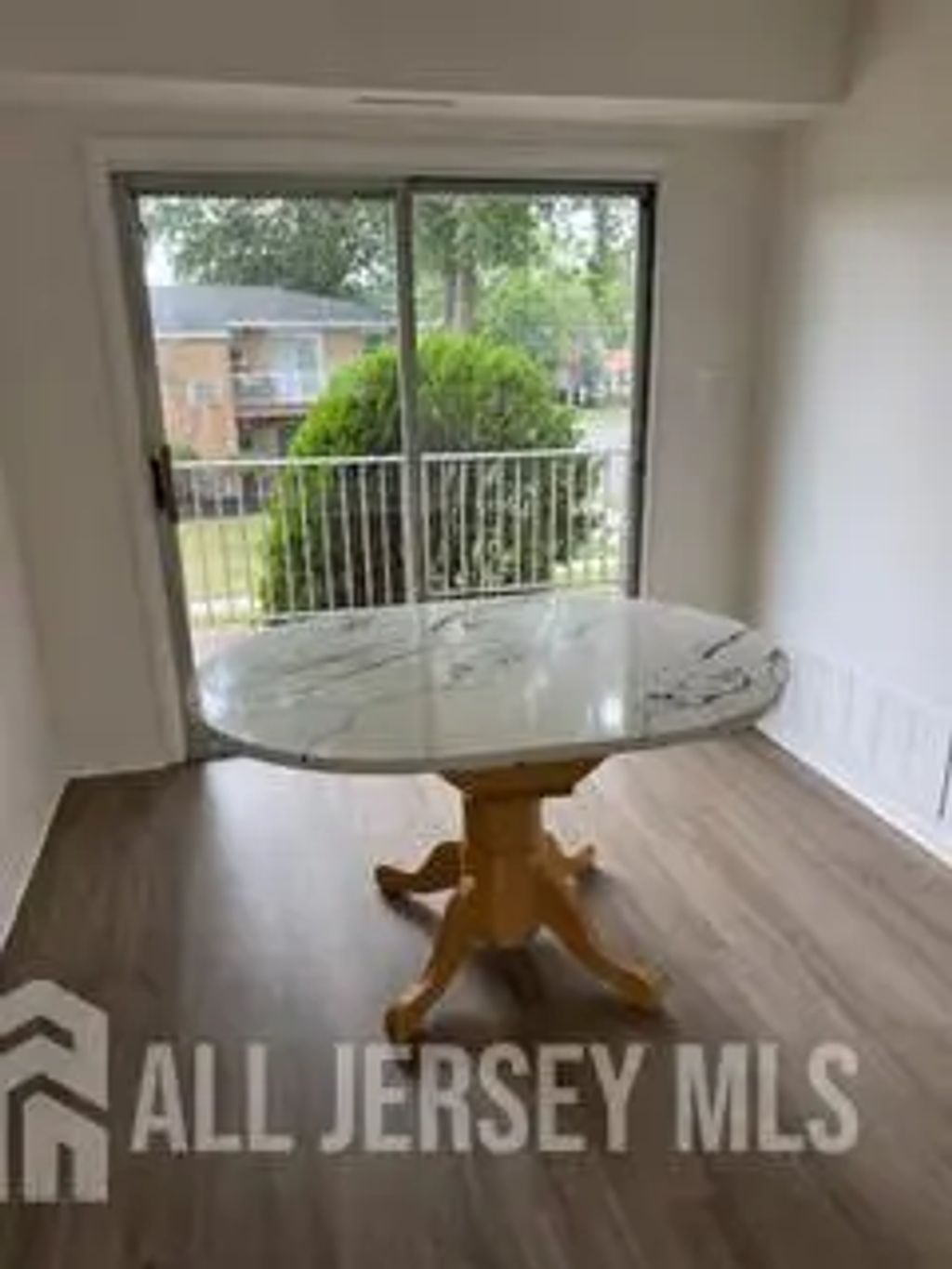49 Gardenview Terrace, East Windsor