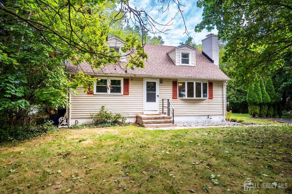 288 Dutch Neck Road, East Windsor