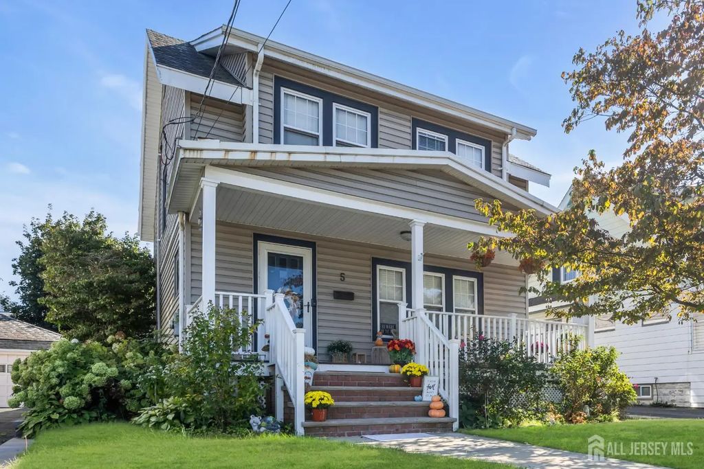 5 Fairview Avenue, South River