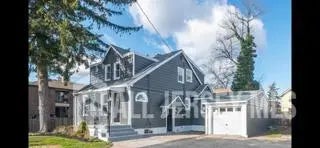 209 Runyon Avenue, Middlesex