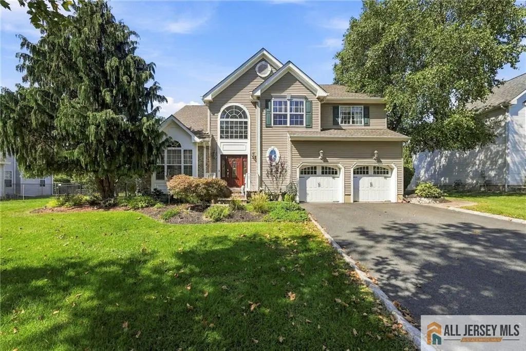 38 Maplehurst Lane, Piscataway