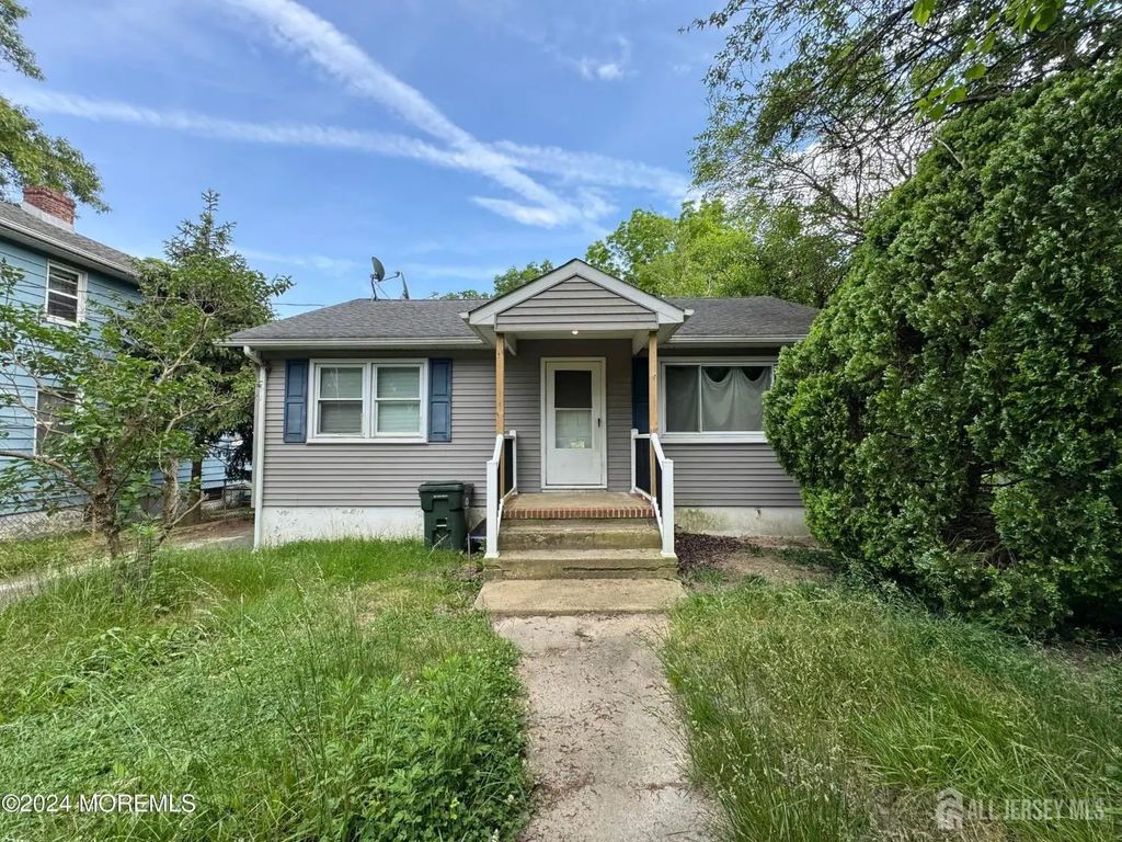 42 E 5th Street, Howell