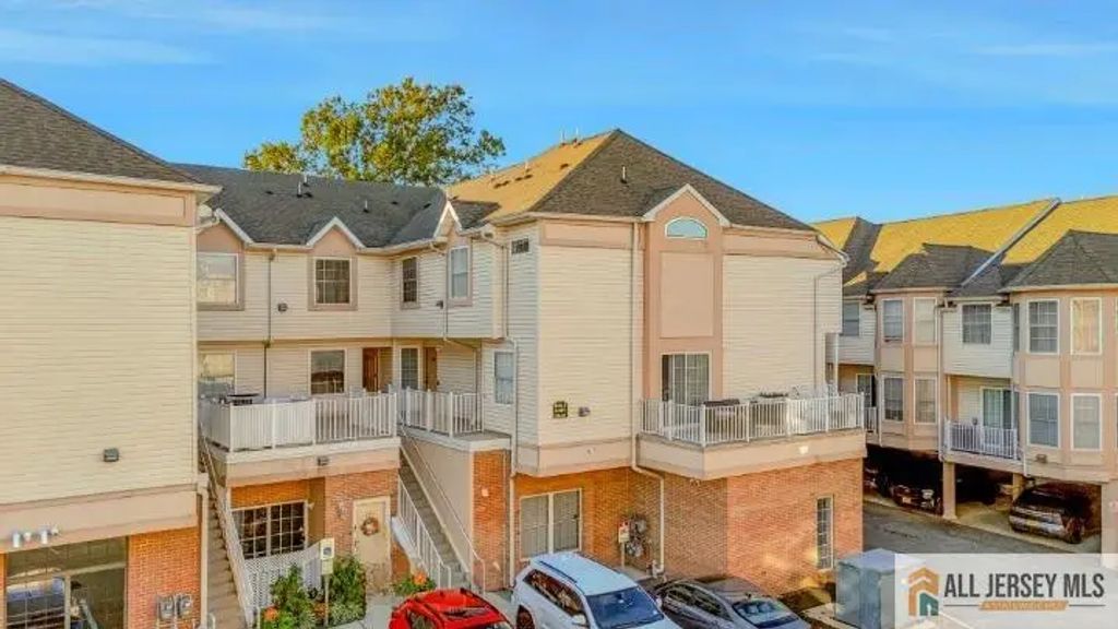 131 Adamecs Way, South Amboy