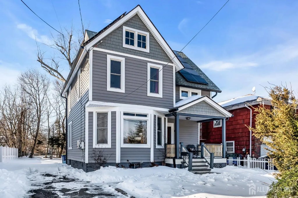 589 Mountain Avenue, Bound Brook