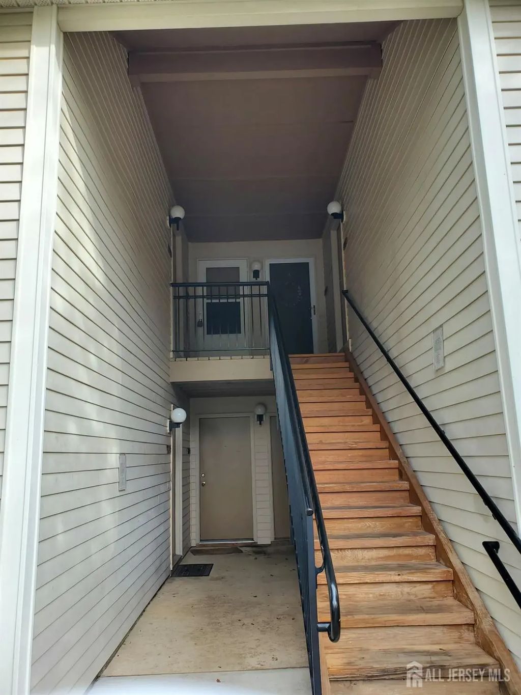 2112 Aspen Drive, Plainsboro