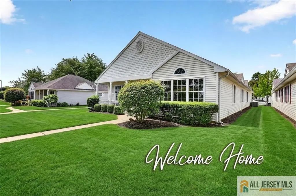 102 Waterside Boulevard, Monroe
