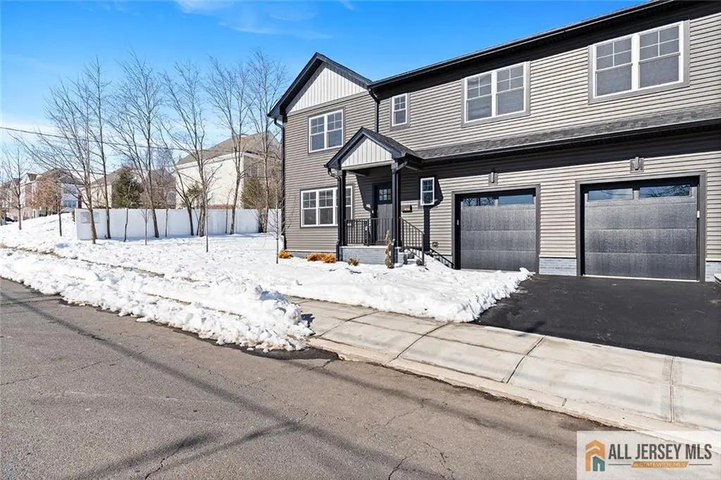 401 Tillman Street, Raritan