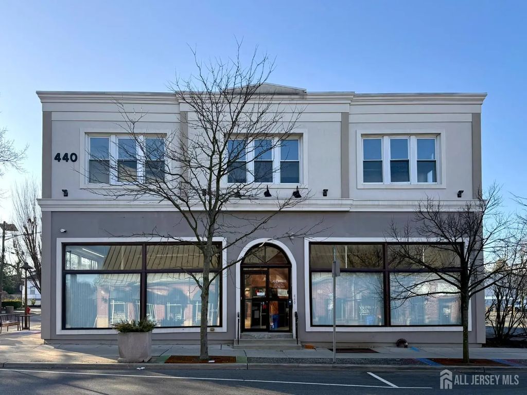 438-440 Raritan Avenue 1, Highland Park