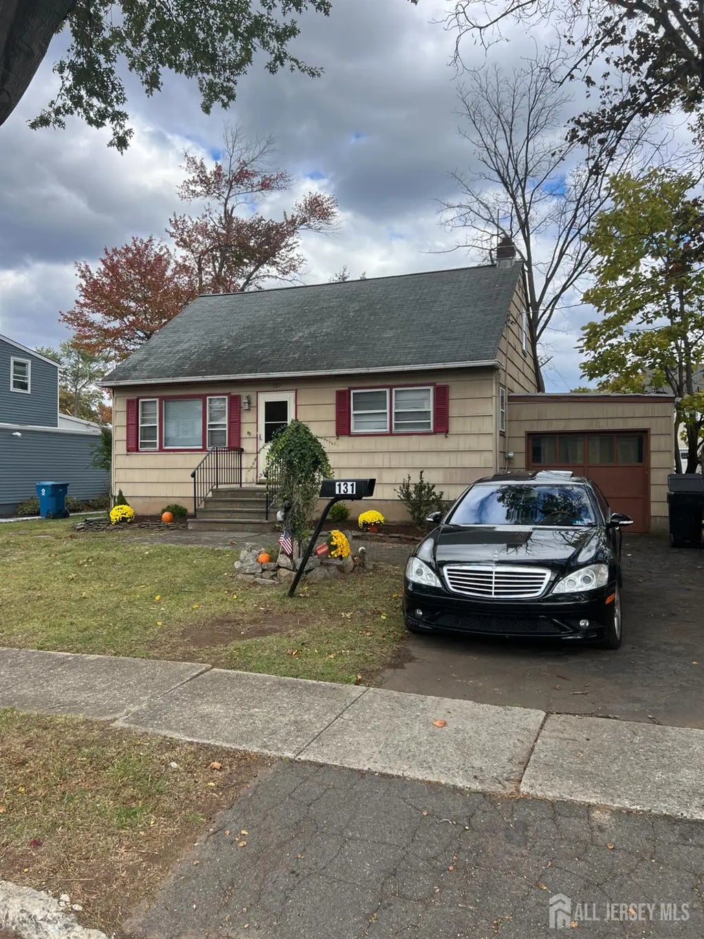131 Martin Drive, South Plainfield