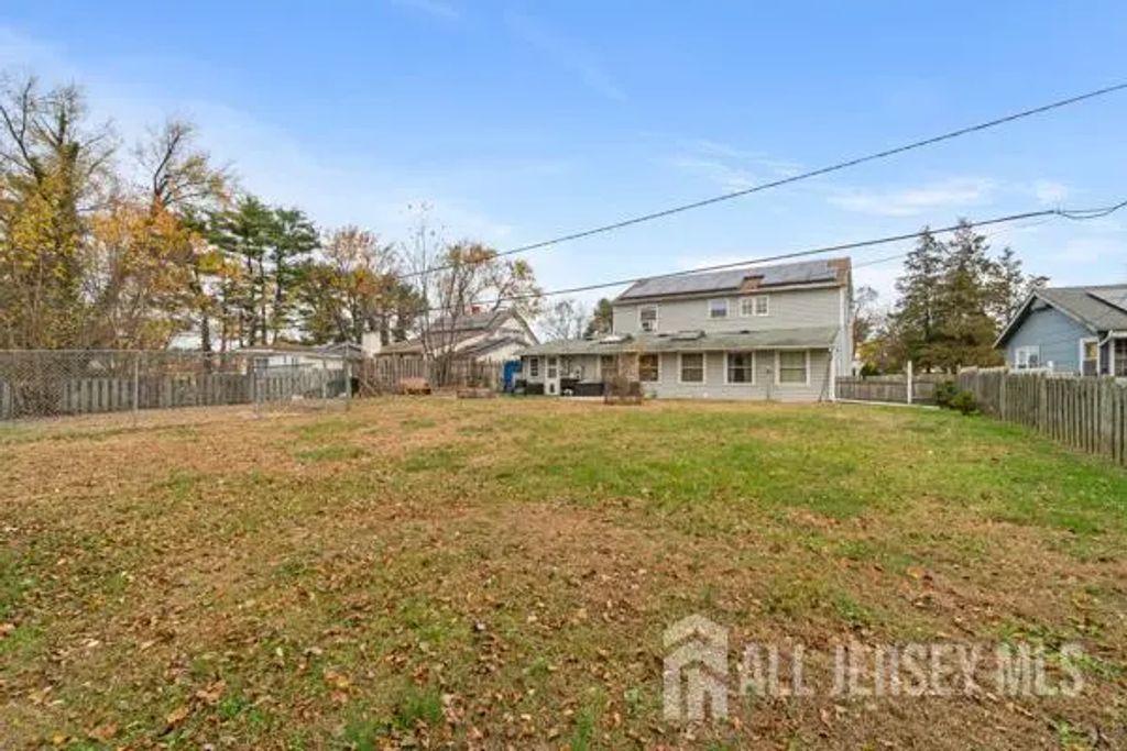 10 Bently Lane, Willingboro