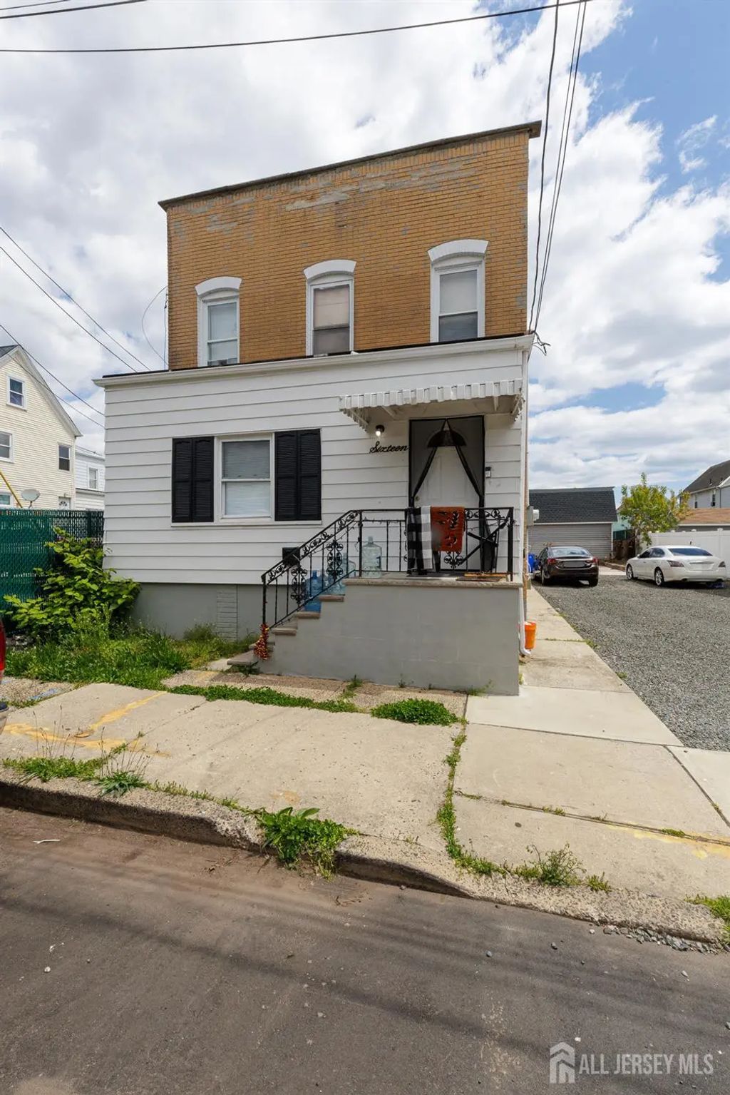 16 Somerset Street, Carteret