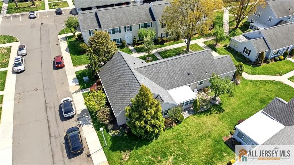 272 Middlebury Lane, Monroe