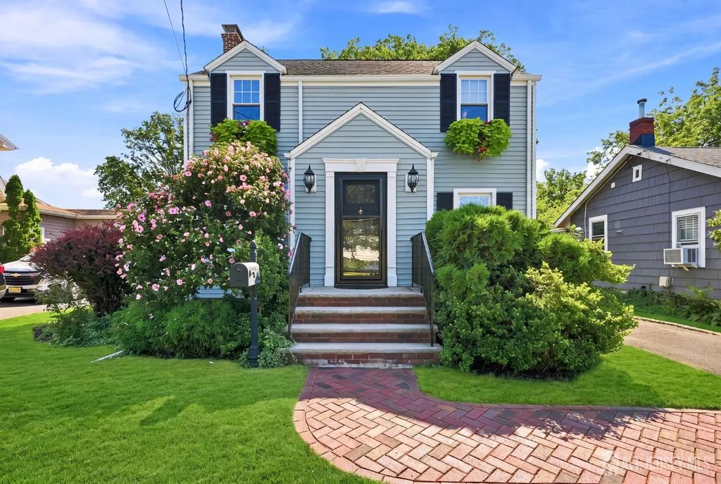 366 Vosseller Avenue, Bound Brook