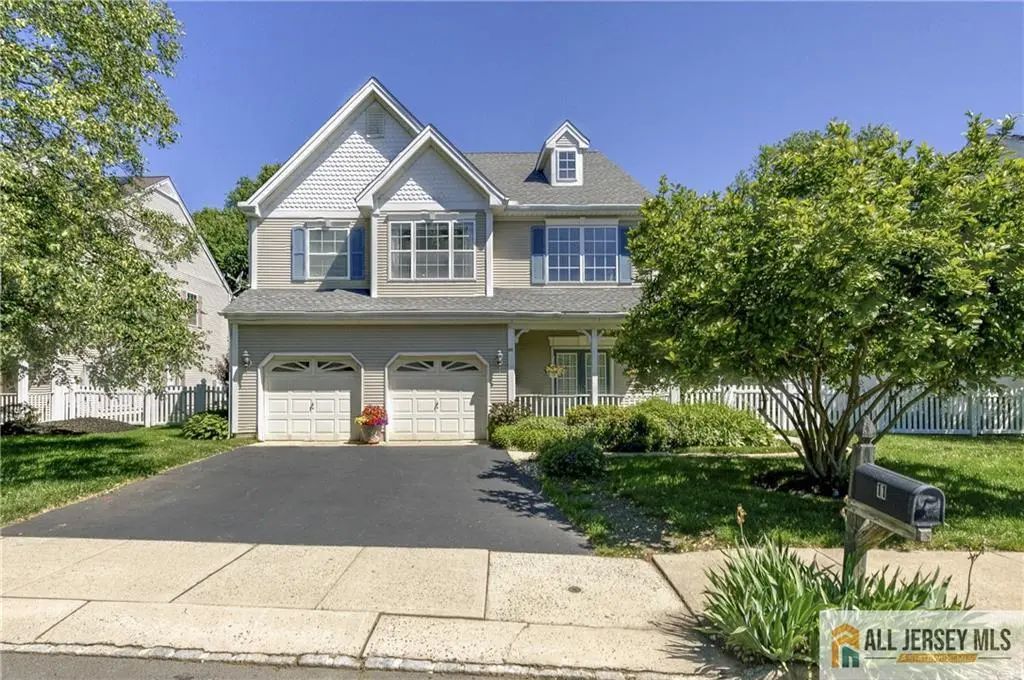 11 Holohan Drive, Plainsboro
