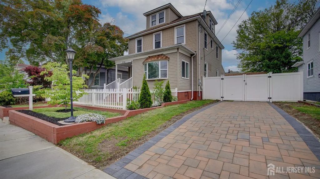 536 Main Street, South Amboy