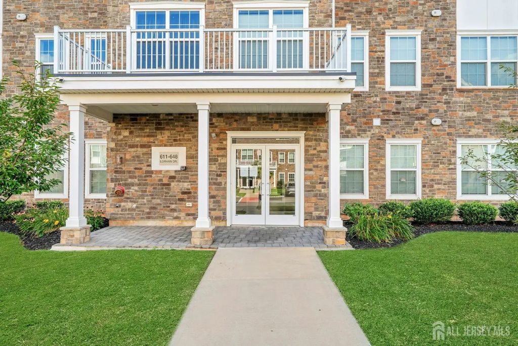 644 Lorhan Drive, Piscataway