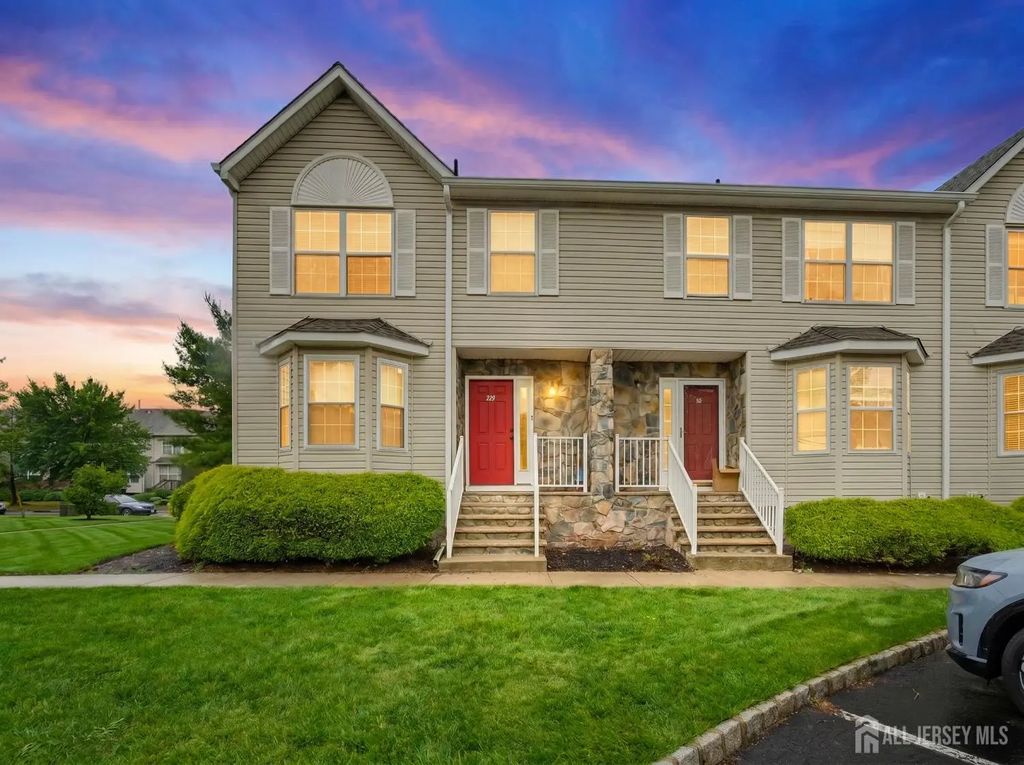 57 Victoria Drive, Franklin
