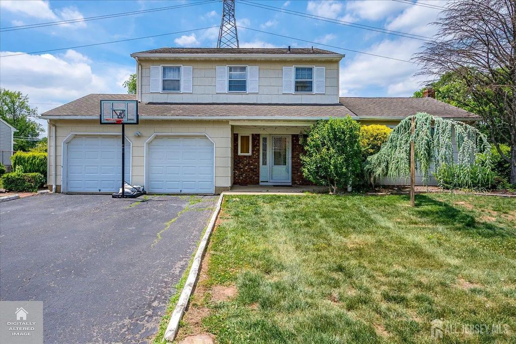15 Roxy Avenue, Edison