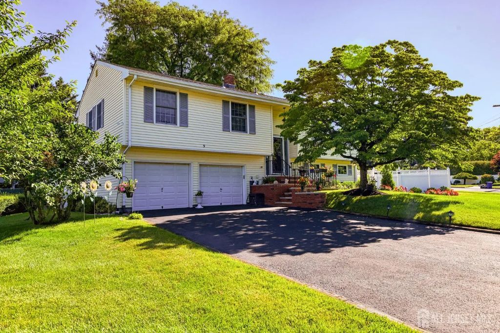 9 Janet Court, Milltown