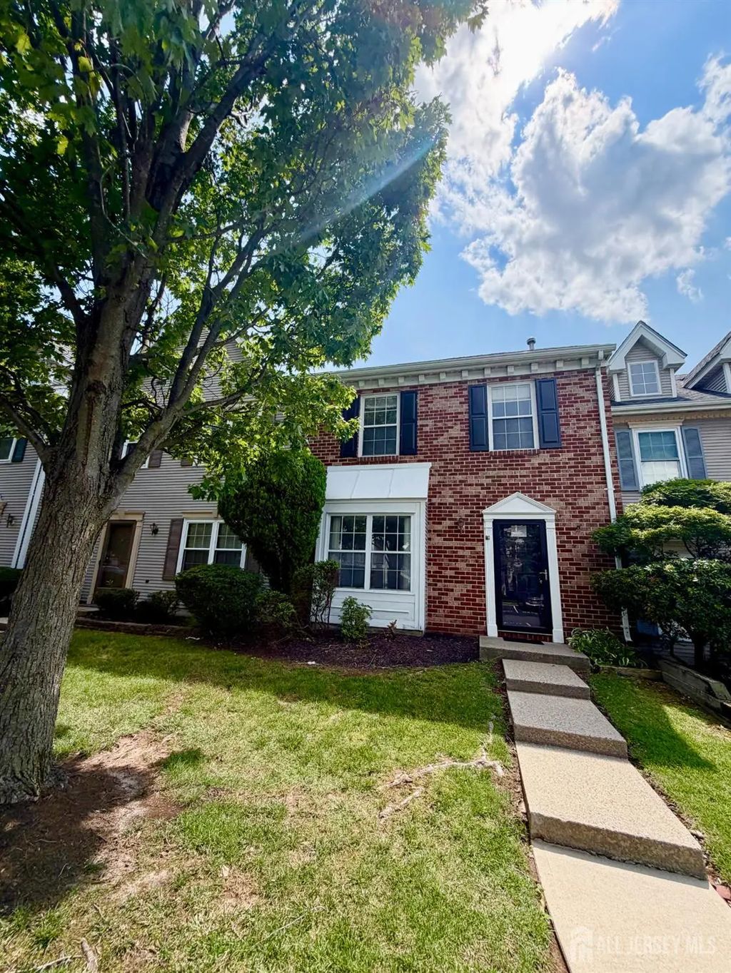13 Dartmouth Way, North Brunswick