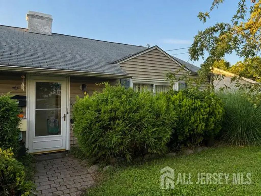 5 Fitch Road, Edison