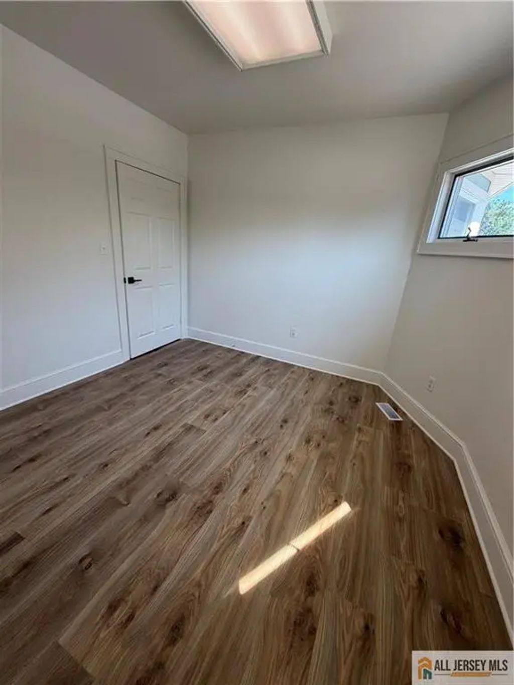 129 S Plainfield Avenue 3, South Plainfield