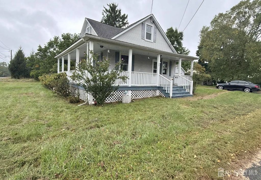 31 Fourth Street, Hillsborough