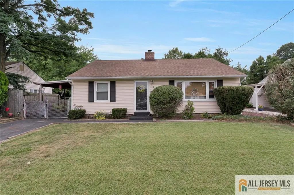21 Louis Avenue, Middlesex