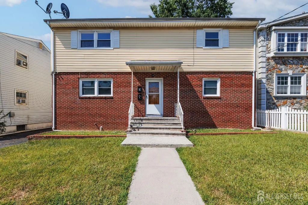 111 Emerson Street, Carteret