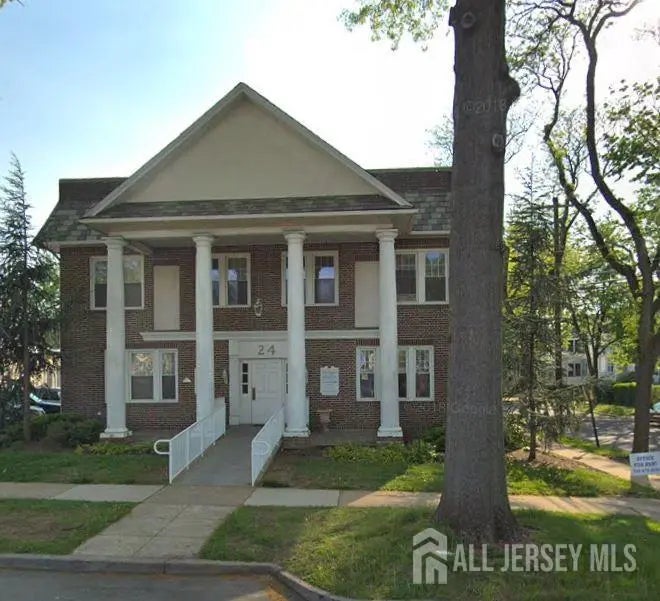 24 N 3rd Avenue 6, Highland Park