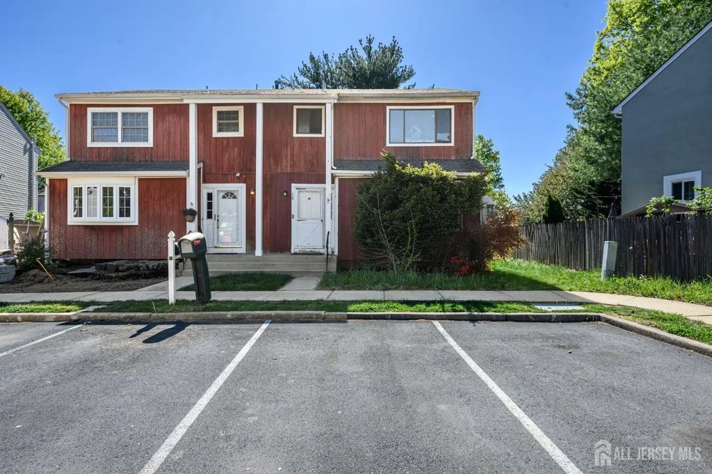 38 Gary Court, South Brunswick