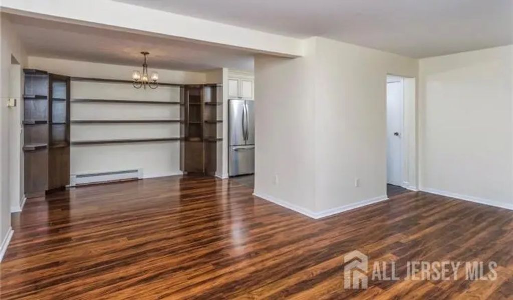 703 Cricket Lane, Woodbridge Proper
