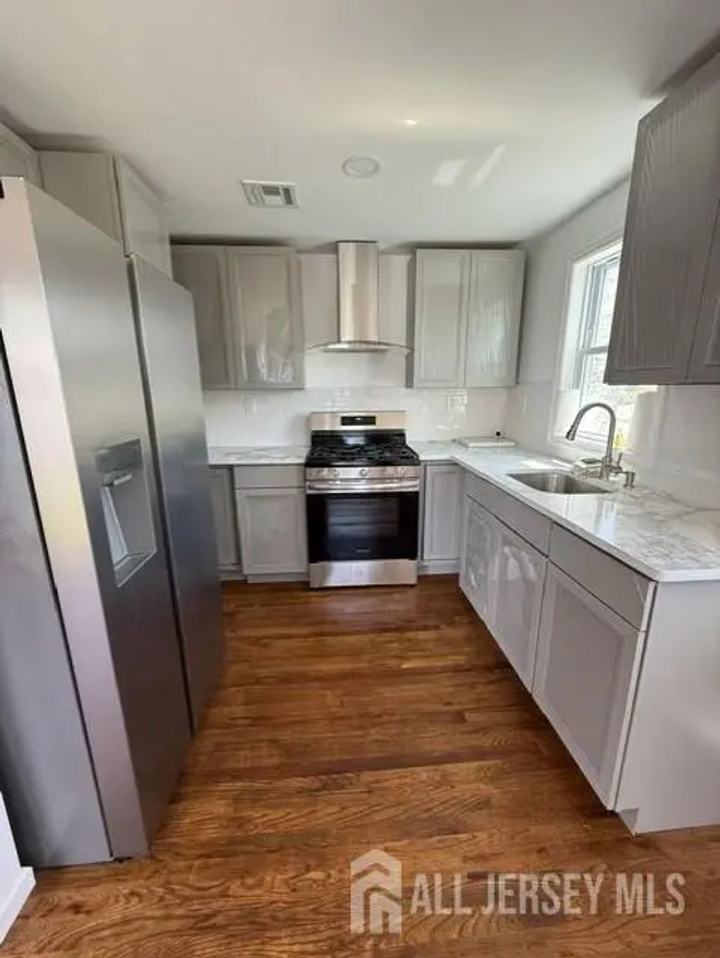 716 Hommann Avenue, Perth Amboy