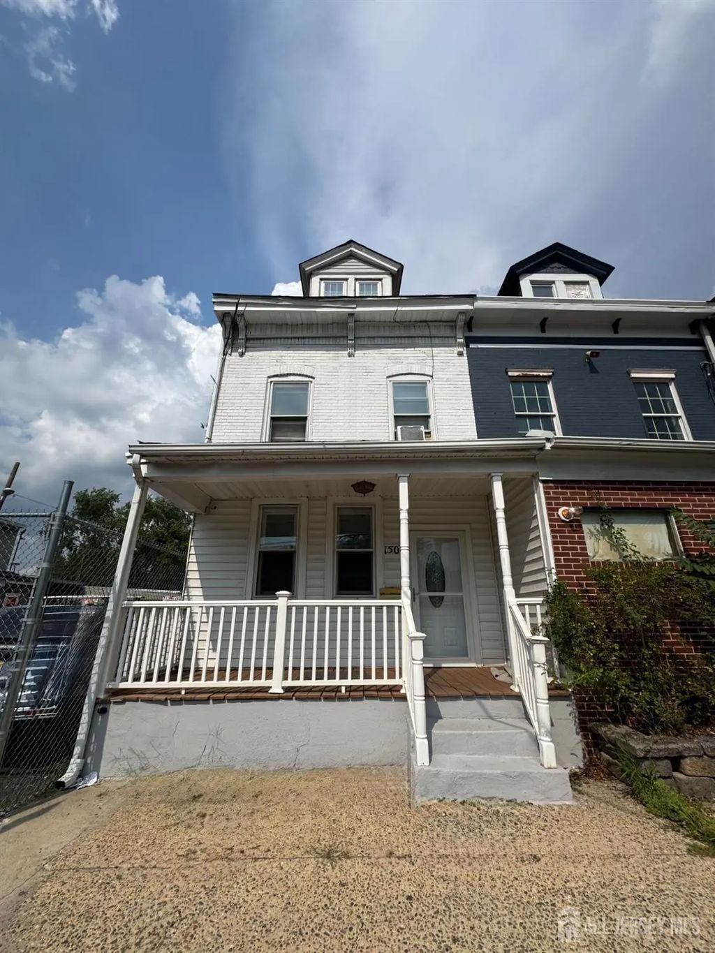 150 150 South Olden Avenue, Trenton