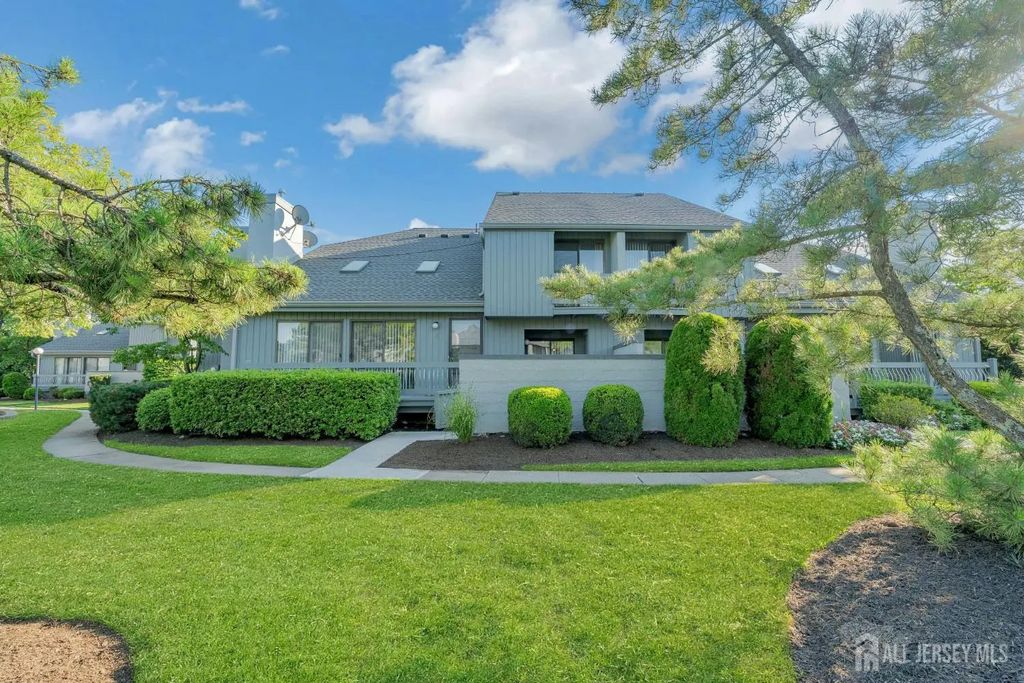 148 Linda Lane, Edison