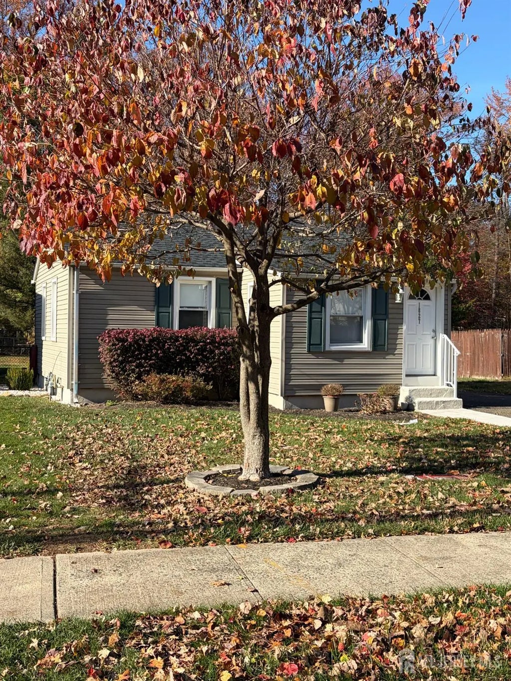 1827 Oak Road, North Brunswick