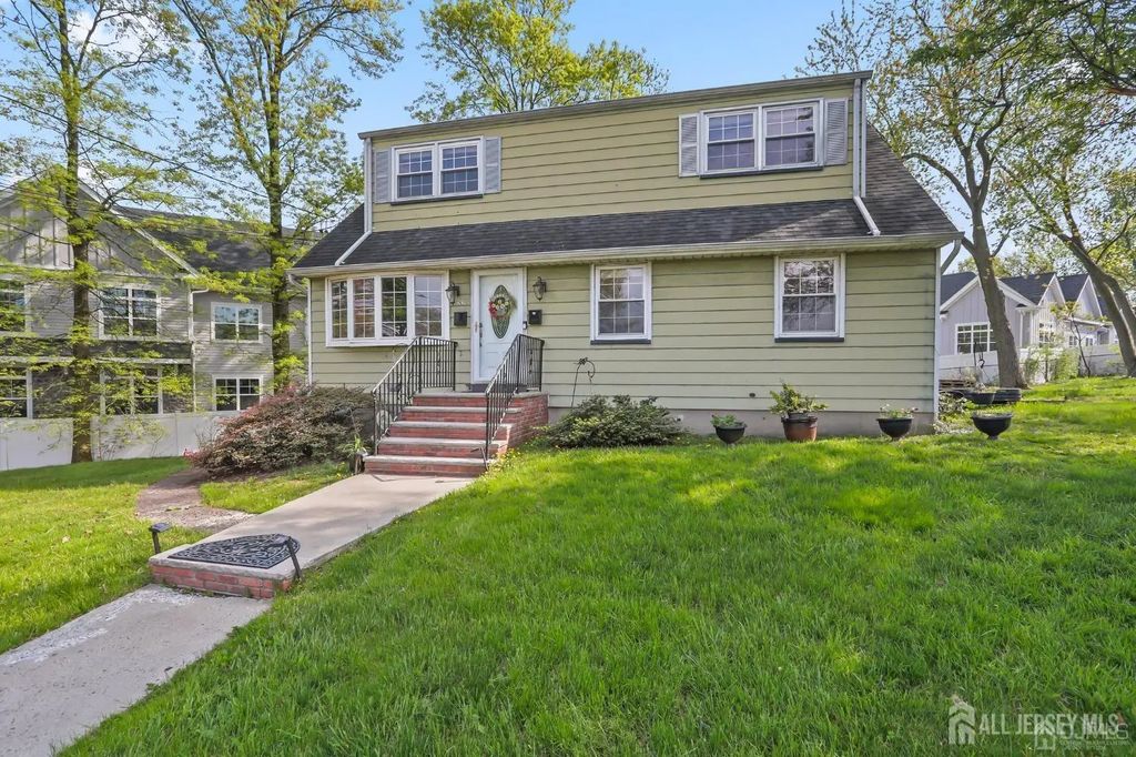 262 Wall Street, Metuchen