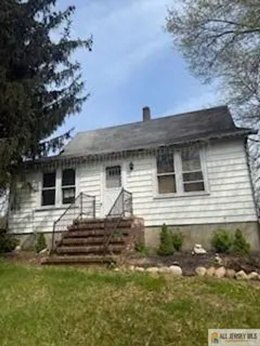 517 Spotswood Englishtown Road, Monroe