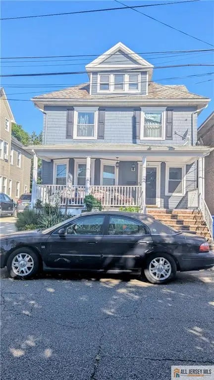 5 Northside Avenue, South River