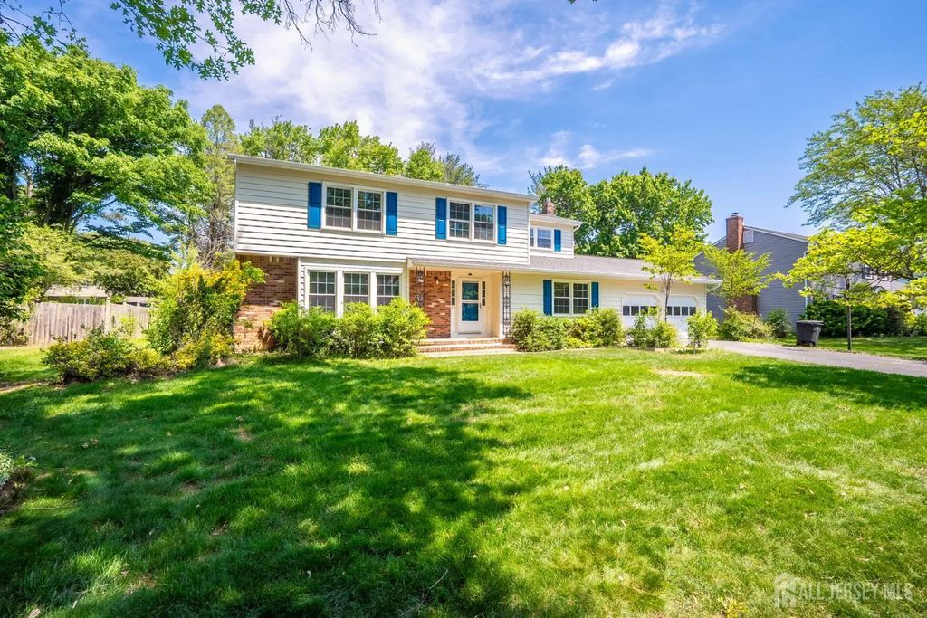 18 Parker Road, Plainsboro