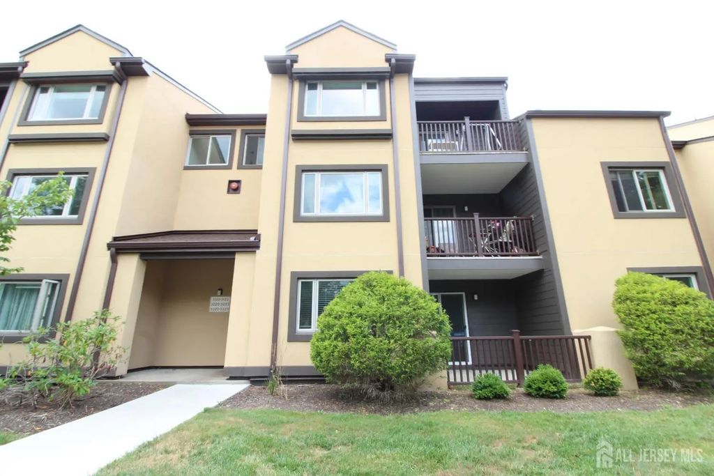3123 Sayre Drive, Plainsboro