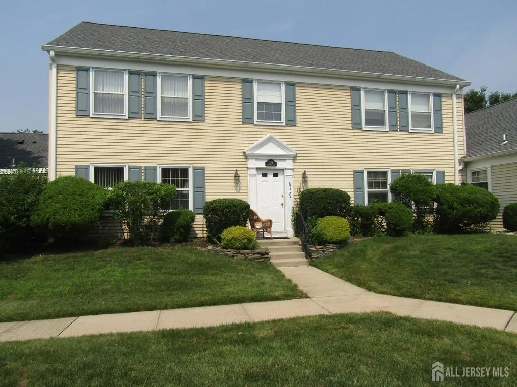 572 Westport Lane, Monroe
