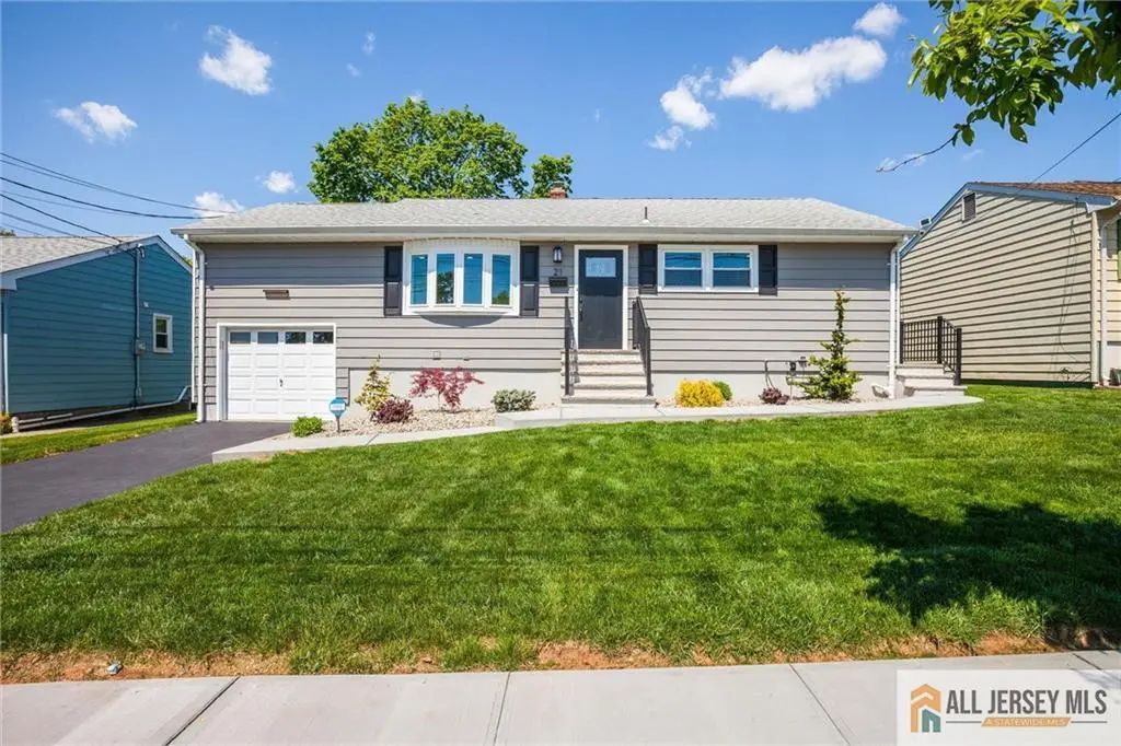 21 Monroe Avenue, Carteret