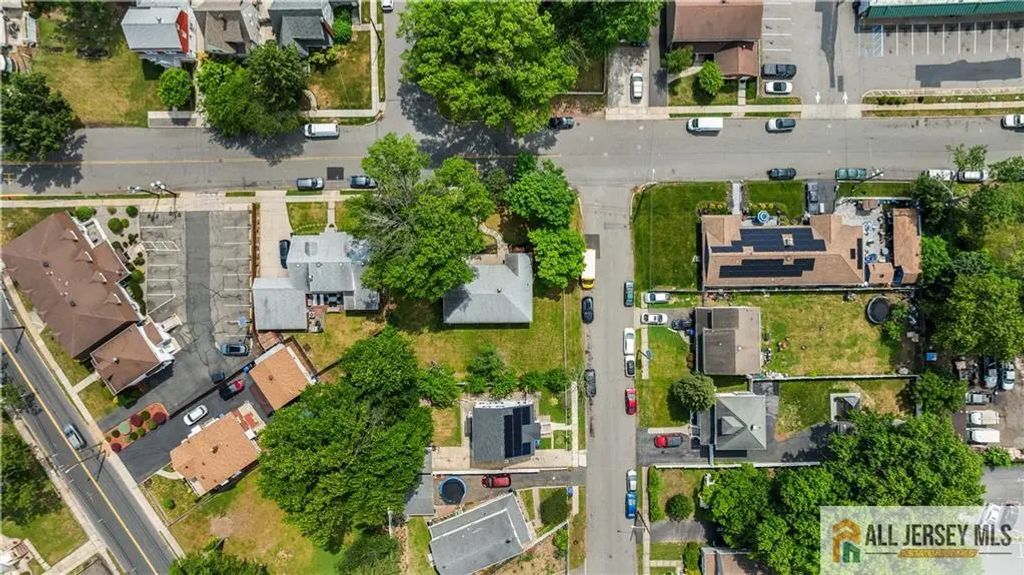 35 Egan Avenue, Fords