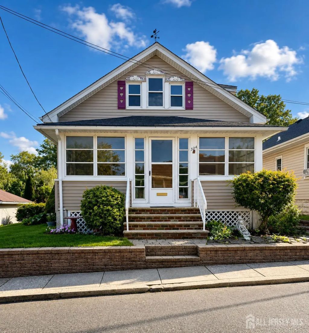 324 Welsh Street, South Amboy
