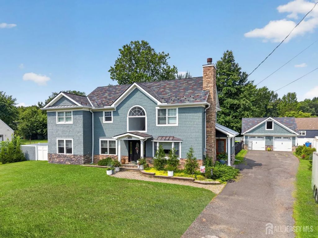 586 Englishtown Road, Monroe
