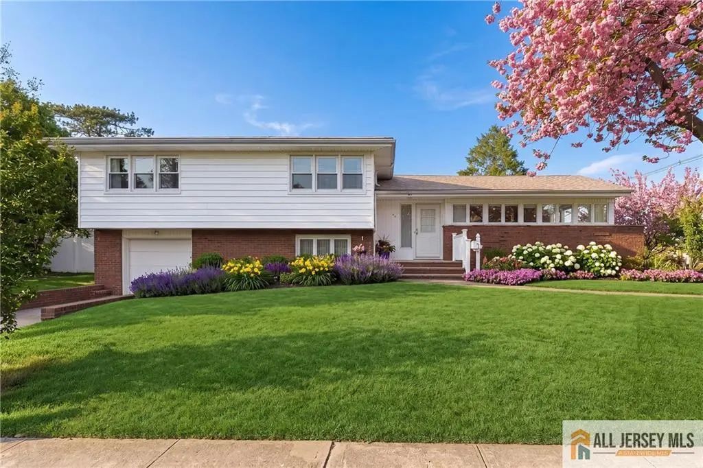 33 Beryl Street, South River