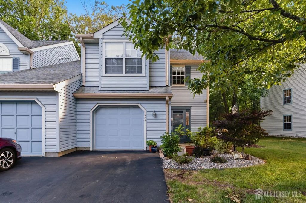 267 Century Way, Manalapan