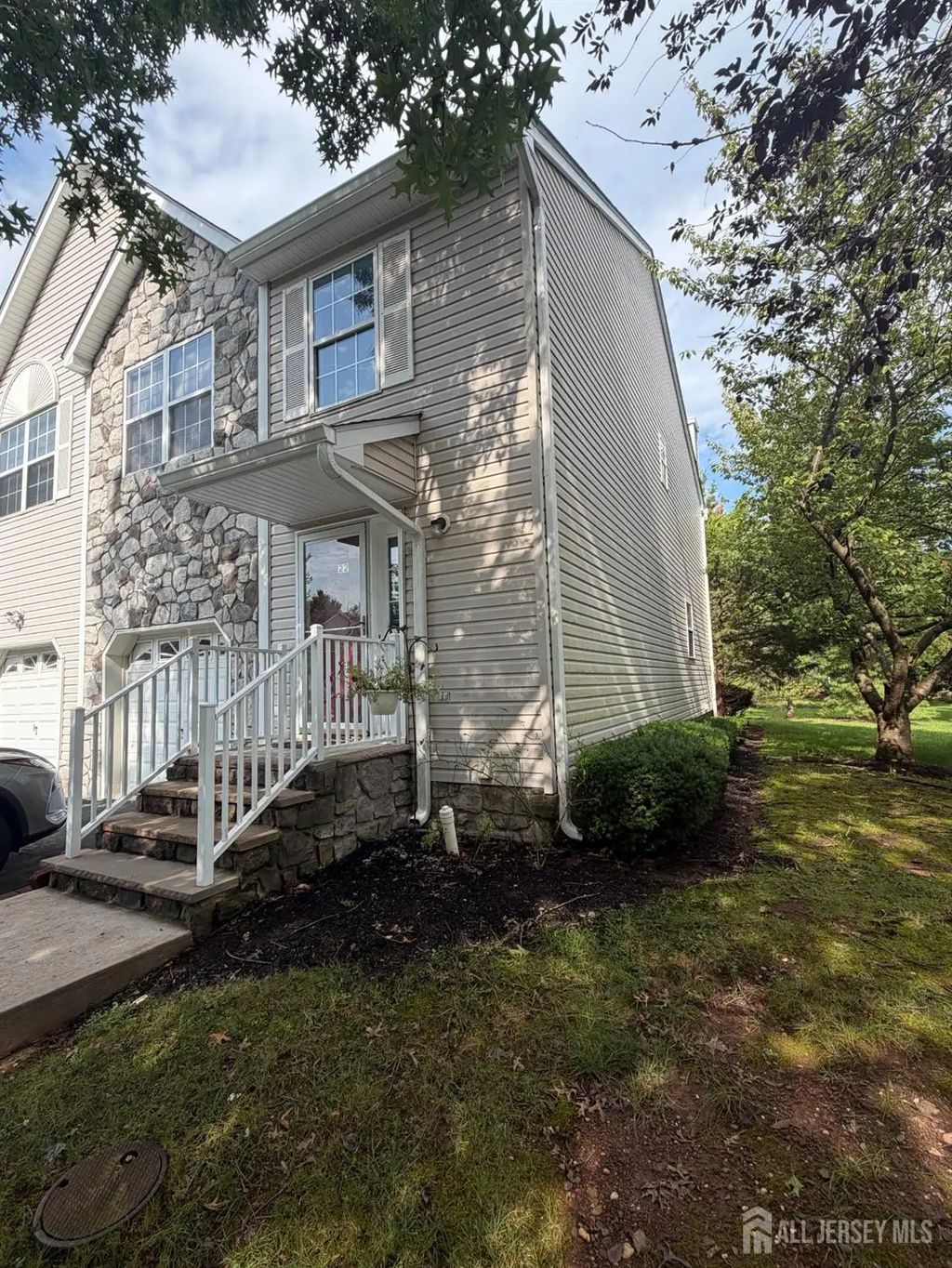 22 Jill Court, Franklin Twsp